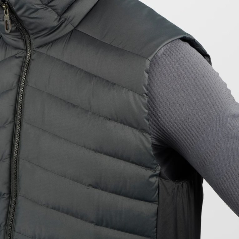 Salomon Essential Xwarm Down Men's Insulated Vests Black | CA 96O43